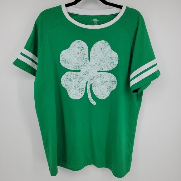 Celebrate! St Patricks Day Womens Green and White Faded 4 Leaf Clover Top SizeXL - Picture 2 of 8